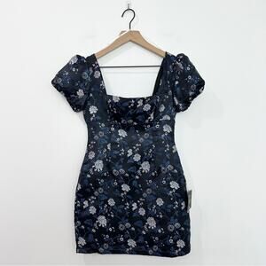 Lulu’s Dramatic Beauty Black Floral Jacquard Puff Sleeve Mini Dress NWT Size XS
